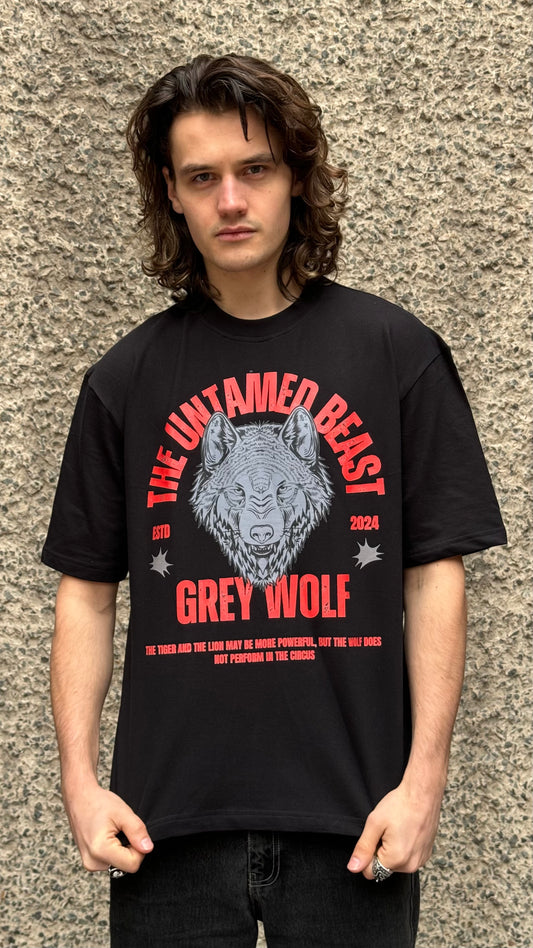 BLACK OVERSIZED UNTAMED BEAST TEE